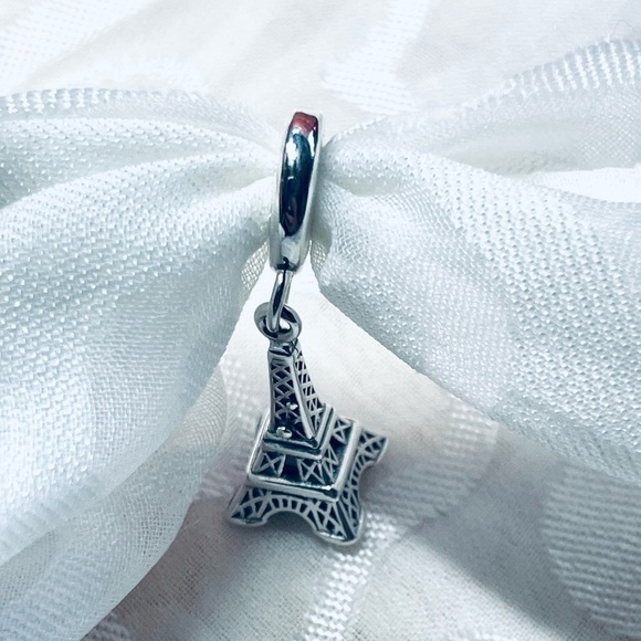 🗼NWOT Eiffel Tower Charm – Paris / France 🗼 - Picture 5 of 11